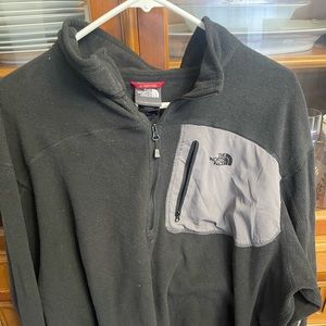 North face pullover